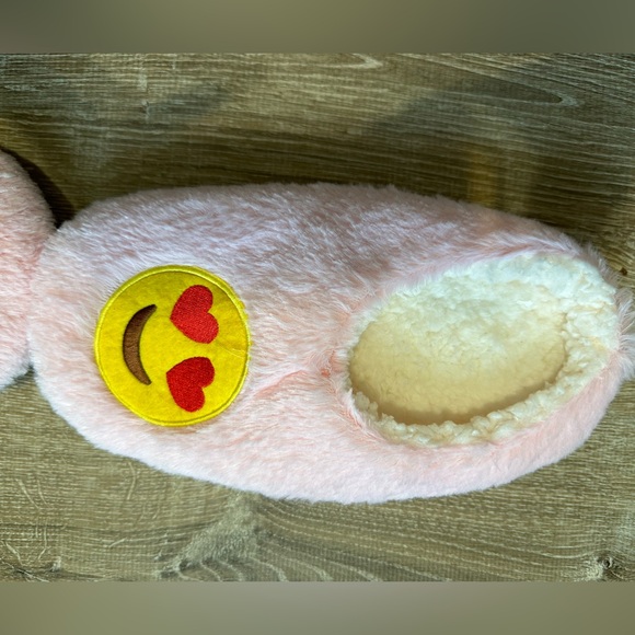 Women’s Sherpa Slippers - Size 8-10 - Pink - NWT - Picture 3 of 6